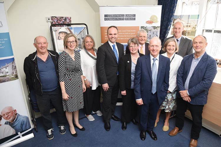 Housing and Planning Minister meet the team at Cornwall CLT